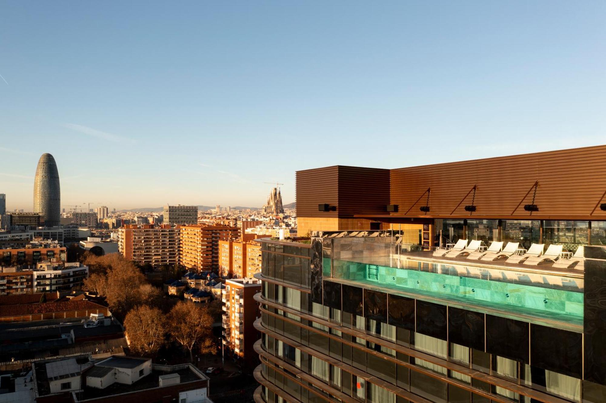 Labtwentytwo Barcelona, A Tribute Portfolio Hotel By Marriott Екстериор снимка
