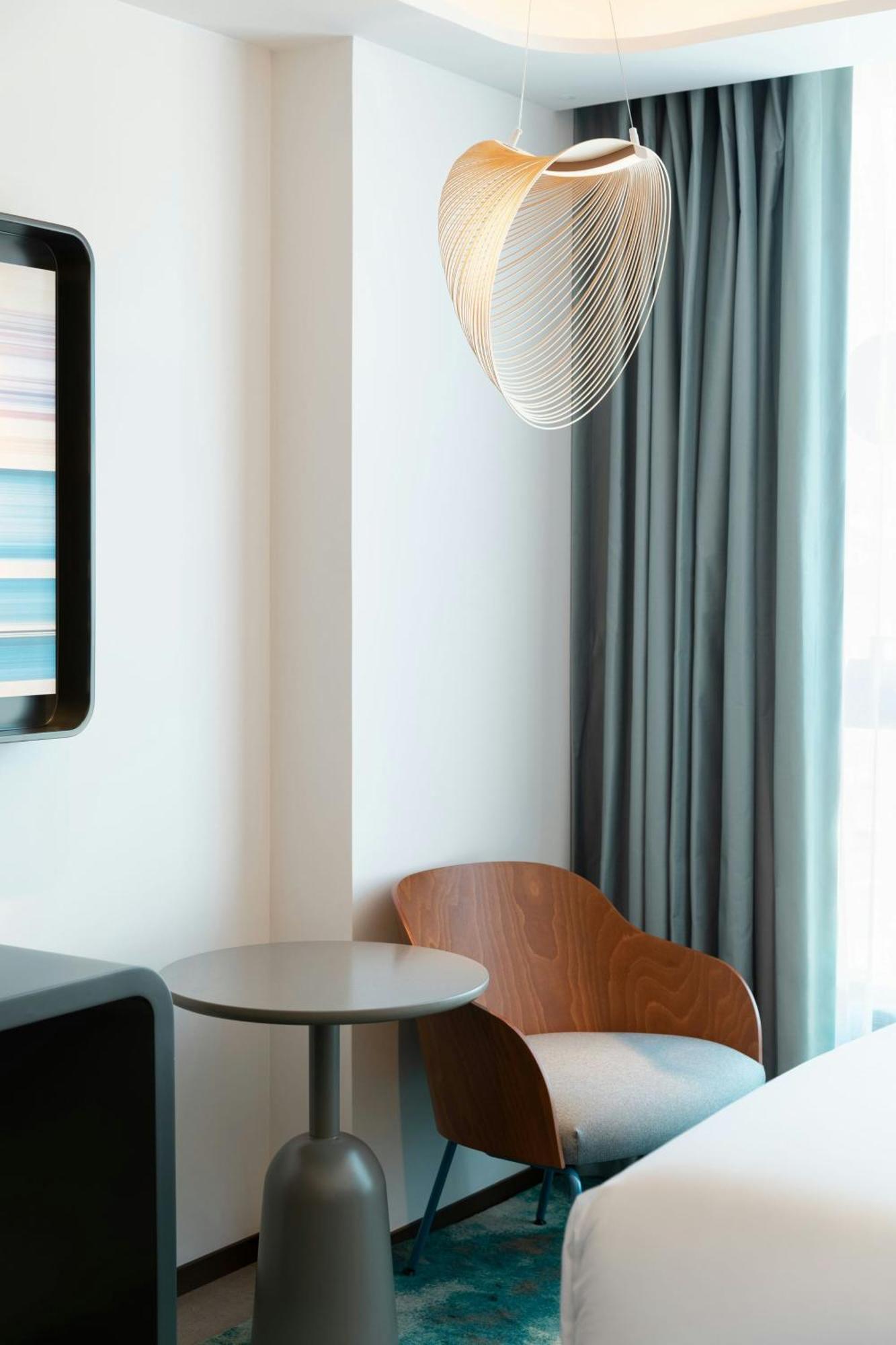 Labtwentytwo Barcelona, A Tribute Portfolio Hotel By Marriott Екстериор снимка